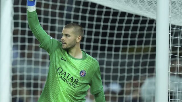 UEFA Super Cup: Louis Enrique aplaude o goleiro Chevalier After Dream PSG estréia

