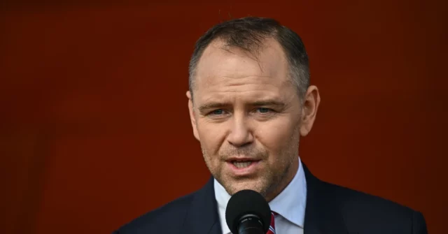 Um conflito nítido na linha do presidente. Nawrocki responde Tuski

