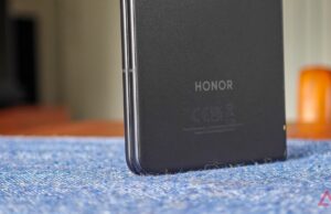 Um novo telefone Flip Compact é escolhido por Jimmy Choo Honor-V-Flip-2-X-Jimmy-Choo-Teaser