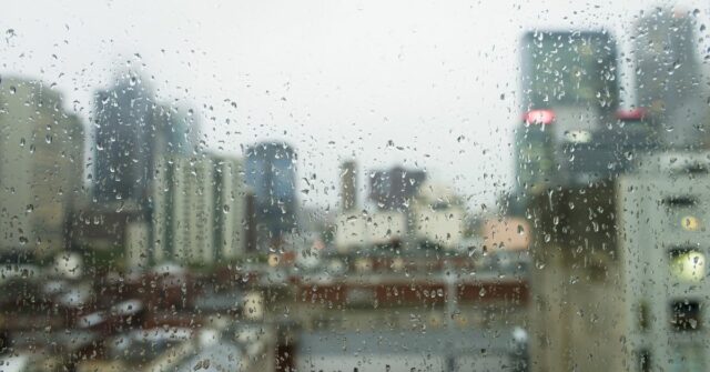 Até que Sydneysiders apetite Little Sun, este fim de semana provavelmente trará chuva e nublado.