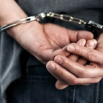 Uttar Pradsheses Dess vê dois homens para uma trama anti-indiana