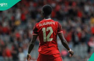 Videoclipe: comentarista de arena luta com o nome iorubá do jogador que se inscreveu no clube da La Liga Videoclipe: comentarista de arena luta com o nome iorubá do jogador que se inscreveu no clube da La Liga