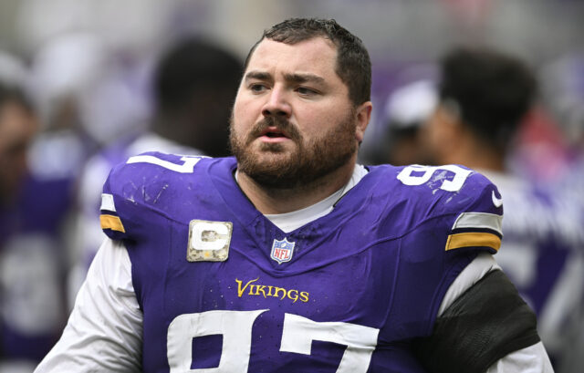 Vikings enfrentando reação depois de negociar o capitão da equipe



