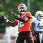 WAT: Shodeur Browners pontua o primeiro touchdown da NL