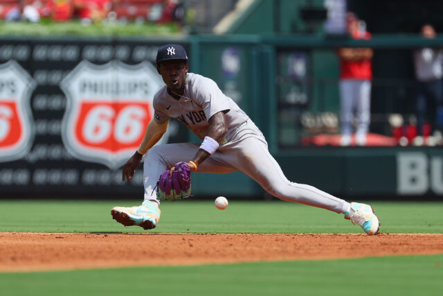 Yankees pediu para assinar a extensão de contrato de estrela polarizadora




