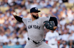 Yankees pressionou para cortar links com US $ 8,6 milhões de luta Yankees pressionou para cortar links com US $ 8,6 milhões de luta