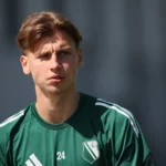 Zióółkowski deixa o Legia. Szymański e Arreoil serão aplicados a łazienkowski