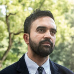 Zohran Mamdani continua sendo um 'candidato a vencer', enquanto Cuomo e Adams slide: enquete