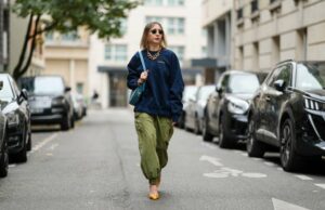 13 moletons lisonjeiros para projetar neste outono- do local de trabalho às corridas de café Fall Amazon Tops