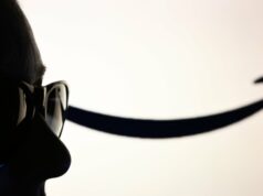 A Amazon está supostamente criando óculos inteligentes para motoristas e consumidores de veículos A Amazon está supostamente criando óculos inteligentes para motoristas e consumidores de veículos