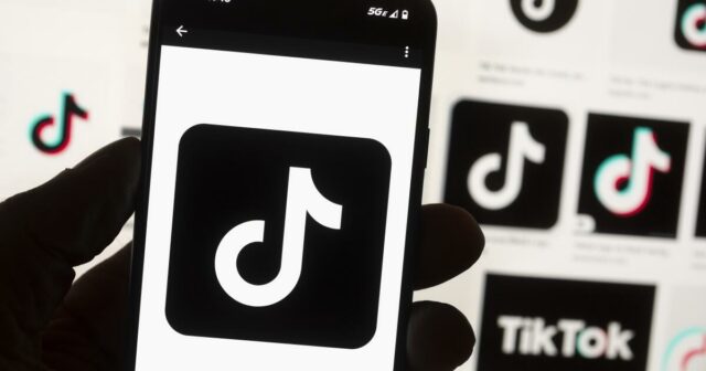 A Fox Corp. de Murdoch pode se inscrever com o acordo de Trump para proteger Tiktok no Estado Unido 

