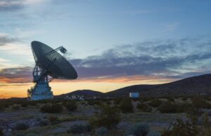 A NASA simplesmente obteve um check -out um planeta cobrindo mais de 2 áreas de futebol largas Uma série de imagens de radar do asteróide 1997 QK1
