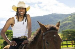 A celebridade dos Estados Unidos de ‘Love Island, Taylor Williams, hospitalizada após ser jogada de Steed em todo o rodeio A celebridade dos Estados Unidos de 'Love Island, Taylor Williams, hospitalizada após ser jogada de Steed em todo o rodeio