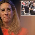 A representante Mikie Sherrill participa de um