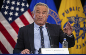 A equipe de vacinação de RFK Jr. A equipe de vacinação de RFK Jr.