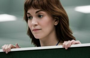 A fala de aprovação do Emmy de Britt Lower consistiu em um ovo de Páscoa de Redação astutas (vídeo) A fala de aprovação do Emmy de Britt Lower consistiu em um ovo de Páscoa de Redação astutas (vídeo)