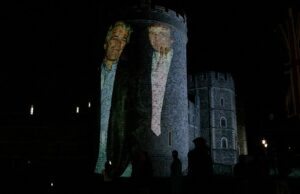 A imagem de Trump e Epstein prevista no Castelo de Windsor quando Chefe de Estado chega ao Reino Unido para o estado em segundo lugar; 4 prisões feitas A imagem de Trump e Epstein prevista no Castelo de Windsor quando Chefe de Estado chega ao Reino Unido para o estado em segundo lugar; 4 prisões feitas