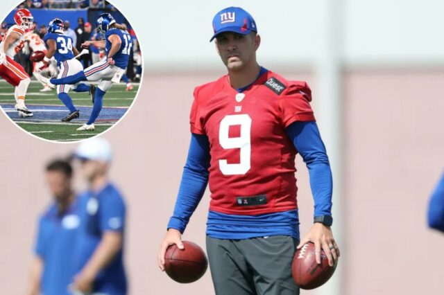 O New York Giants coloca o kicker Graham Gano (9) em campo durante o campo de treinamento.