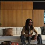 A nova coleção de móveis CB2 de Lenny Kravitz é uma mistura perfeita de inovação européia e Malibu Reduce