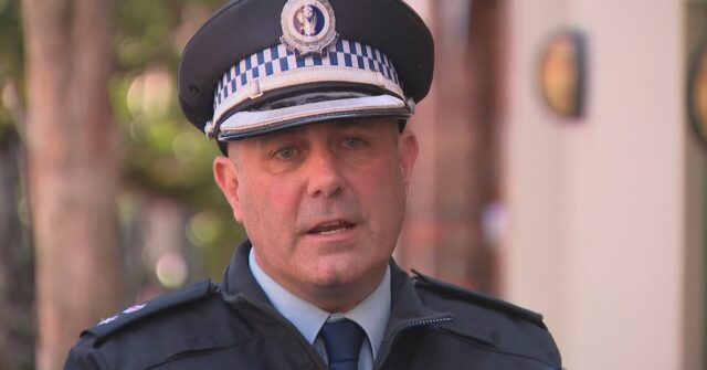 Superintendente interino Adam Solah, comandante da área de polícia de Leichhardt