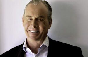 A reinicialização de ‘Scrubs’ restaura John C. McGinley como Dr. Cox A reinicialização de 'Scrubs' restaura John C. McGinley como Dr. Cox