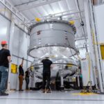 A remessa no mesmo dia diz respeito à área, pois o impulso garante o transporte de satélite em horas, não meses