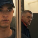 A vida dupla de um policial entra em ênfase dividida na delicada indie 'lados à paisana'