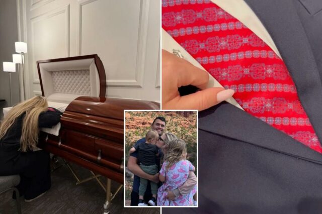 A viúva de Charlie Kirk, Erika, chora sobre seu caixão em fotos emocionais: 'Você não tem ideia'

