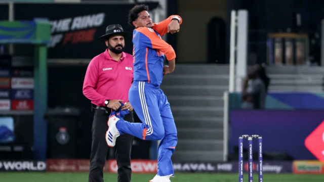 ASIA MUG 2025: Kuldeep Yadav abre em seu transporte de quatro wicket contra os Emirados Árabes Unidos 

