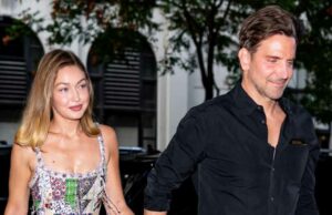 Adorado Gigi Hadid e Bradley Cooper dão as mãos na escapada da cidade de Nova York Bradley Cooper e Gigi Hadid avistaram torcendo com as águias da Philadelphia durante o jogo da NFL Playoff 791