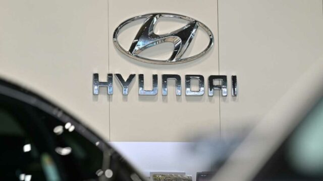 Agentes dos EUA prendem 475 em invasão na planta Hyundai-LG


