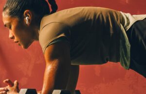 AirPods Pro 3 ganham espaço na listagem Ideal Innovations of 2025 da programação AirPods Pro 3 Monitoramento da freqüência cardíaca 'Mind-Boggglingly Good'-ao contrário do PowerBeats 2 Pro | Uma mulher usando -os durante um treino