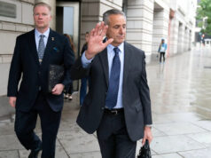 Almirante da Marinha de 4 estrelas aposentado punido a 6 anos atrás das grades para a história de suborno Yahoo news home