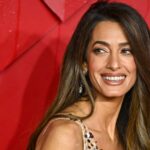 Amal Clooney trouxe este tote 29 vezes, e este parecido com US $ 63 acerta