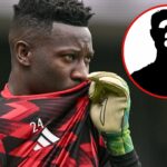 Andre Onana está no gol com as mãos nos quadris