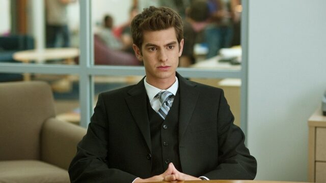 Andrew Garfield não voltará para 'The Social Media Network' Acompanhamento: Eduardo Saverin permanece em 'Cingapura desfrutando' 

