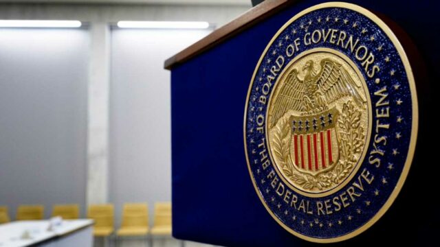 As ações asiáticas balançam à medida que os comerciantes levam o tempo à frente da decisão dos EUA

