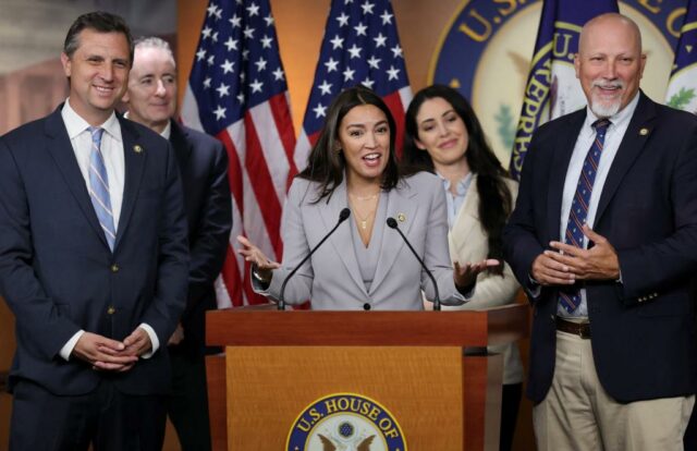 As ambições da AOC podem ajudar a América - liderando a esquerda para a desgraça que merece


