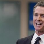 As autoridades de saúde pedem máscaras quando o Coronavirus Wave atinge a Califórnia de Newsom