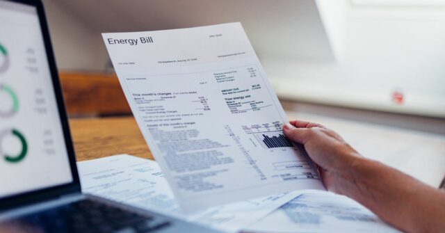 As contas disparam três vezes mais rápido que a inflação, pois os australianos sofrem

