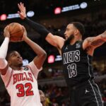 As redes assinaram o atacante EJ Liddell (32), que passou a temporada passada com o Bulls.