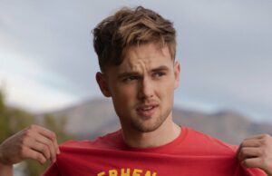 As reivindicações de Wareing Garrett tinham sapatos sangrentos enquanto gravavam ‘The Longy Stroll’ A longa caminhada, Garrett Wareing como Stebbins