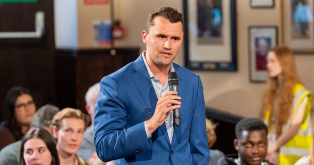 Comentarista conservador Charlie Kirk morto aos 31 anos após o tiroteio de Utah