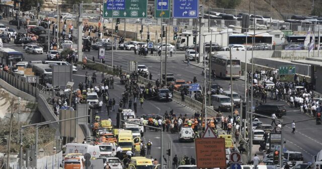 Ataque de tiro no ônibus de Jerusalém mata quatro

