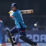 Atualização da equipe da Inglaterra para a África do Sul, Coleção da Irlanda: Duckett relaxou, Curran incluiu