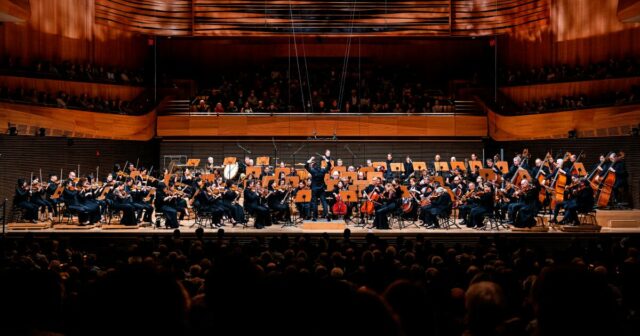 Atualmente, o supervisor de músicas, Dudamel, abre o período de outono da Filarmônica da Cidade de Nova York 

