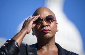 Ayanna Pressley exige que a cadeira alimentada luta pelo emprego negro O presidente do Federal Reserve, Jerome Powell, fala durante uma entrevista coletiva após a reunião do Comitê Federal de Mercado Aberto, quarta -feira, 30 de julho de 2025, em Washington. (AP Photo/Manuel Balce Ceneta)