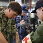 Bairro Funções do mar do mar, juntamente com as pressões japonesas do sul oriental em treinamento significativo do Pacífico