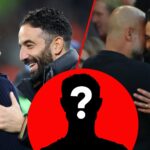 O gerente da cidade de Manchester, Pep Guardiola, e o treinador do Manchester United, Ruben Amorim, abraçam o apito final na partida da Premier League entre o Manchester United e o Manchester City em Old Trafford em Manchester, Inglaterra, em 2025.
