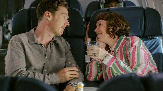 Benedict Cumberbatch, 'The Roses' Tops UK e Irlanda, de Olivia Colman, como 'Jaws' ressurge em segundo 

